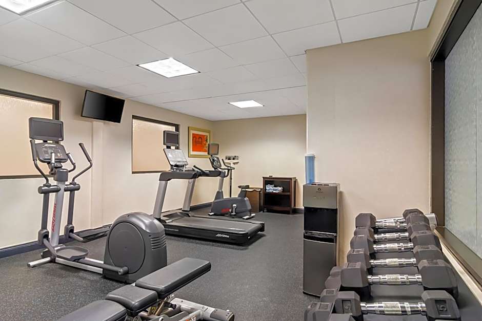Holiday Inn Express & Suites Jacksonville South East - Medical Center Area By IHG