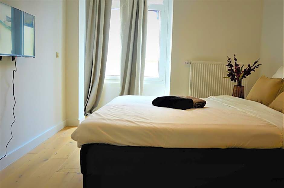 SLEEP INN - Palace Apartments