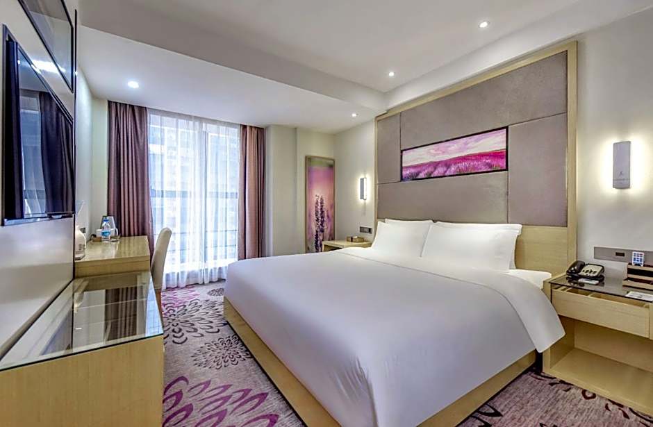 Lavande Hotel Luzhou Jiale Century City