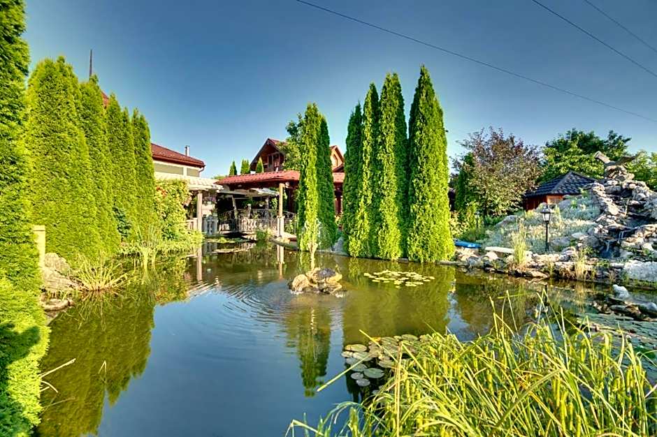 Hotel David with Free Parking