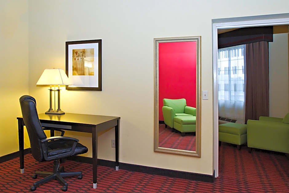 Baymont by Wyndham Harrisburg