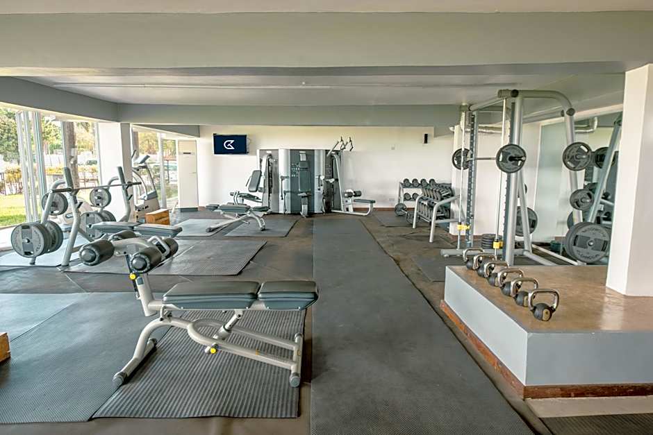 Golden Tulip Dar Es Salaam