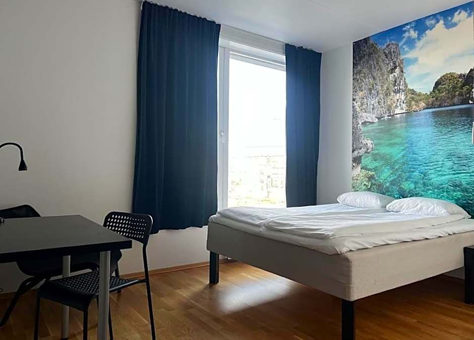 Photo 1 of 7 of Single Room