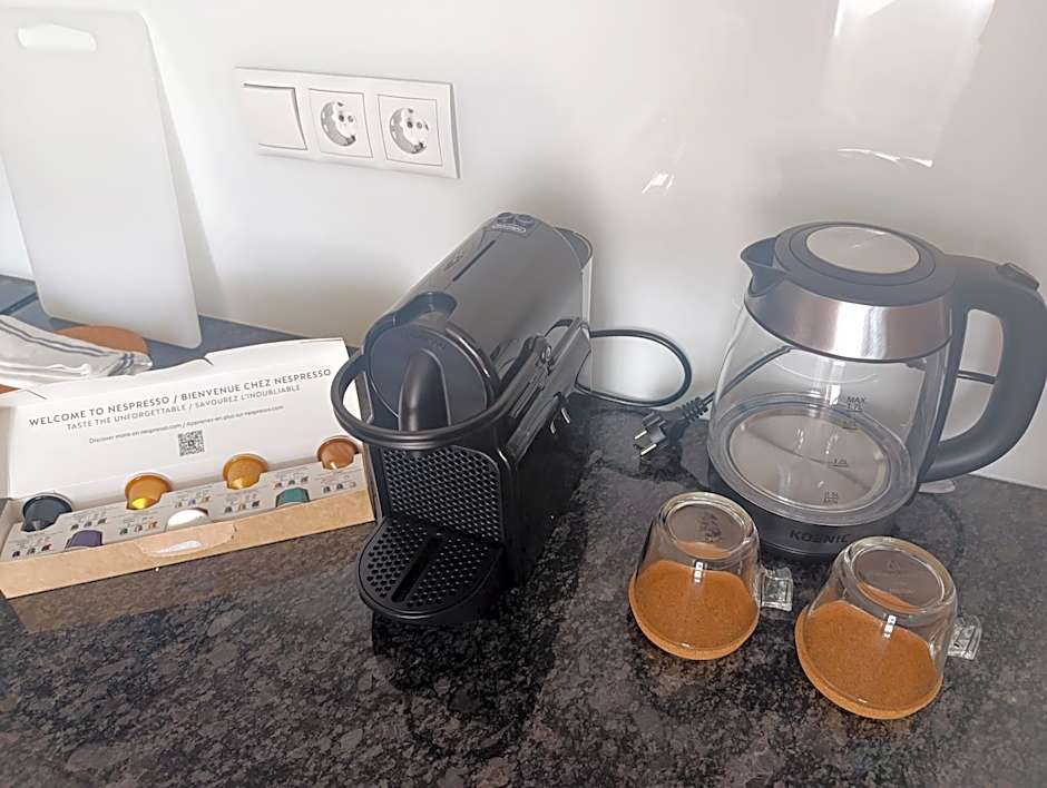 BOSSA CITY Design Apartments