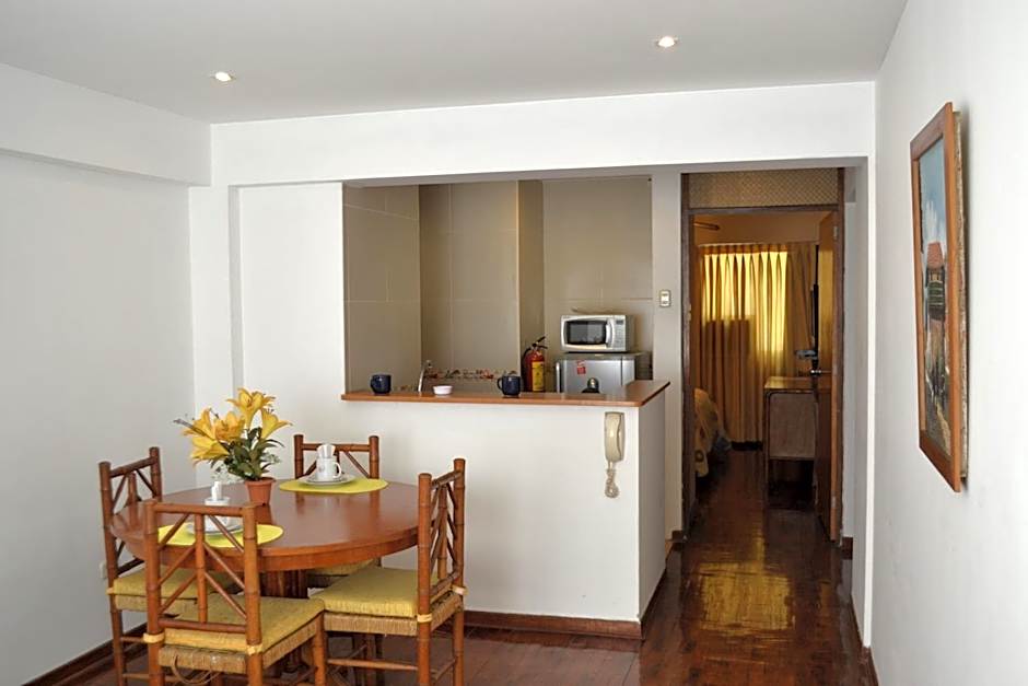 Suite Service Apart Hotel