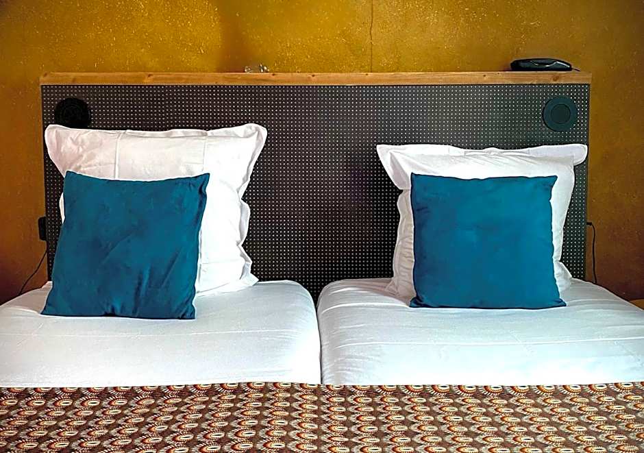 Hotel La Nouvelle Republique