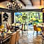 Logis Hotel Le Lac