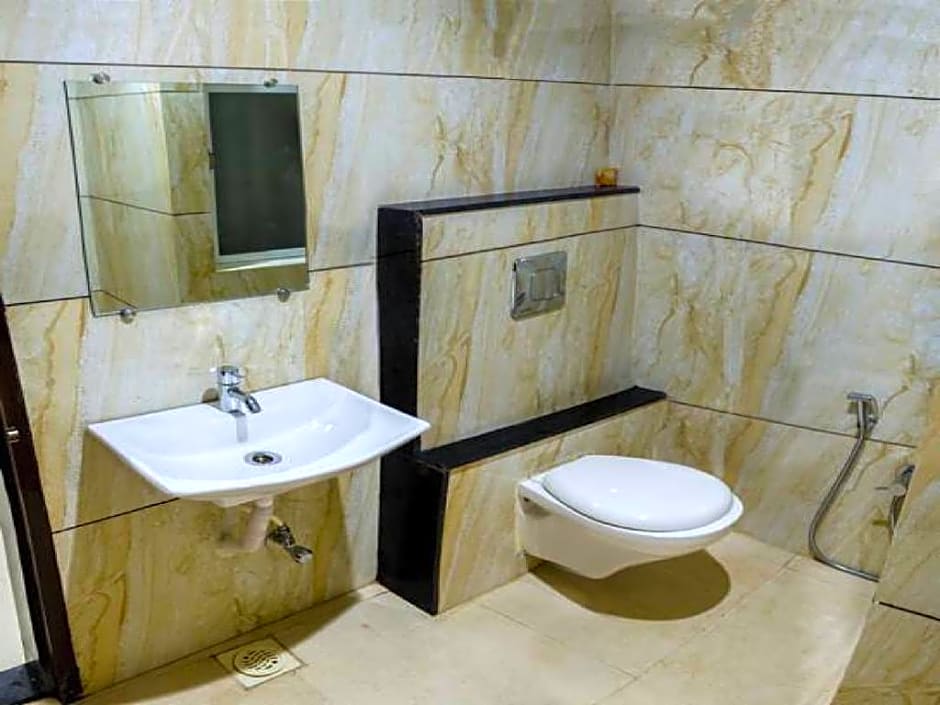 Hotel Kalpana Palace