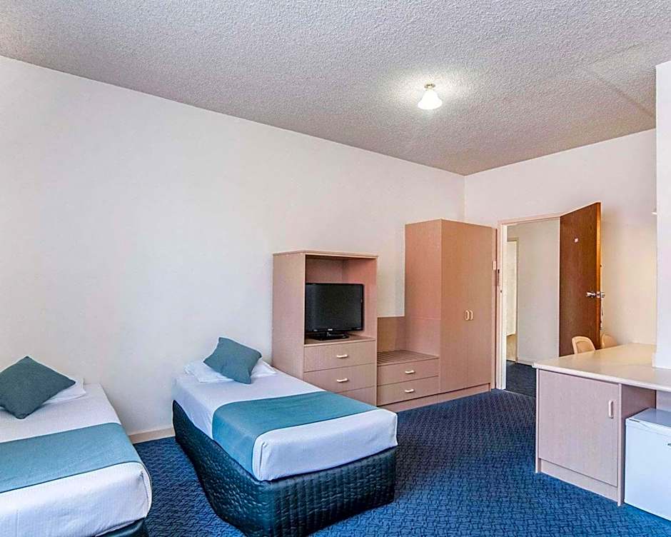 Comfort Inn Regal Park