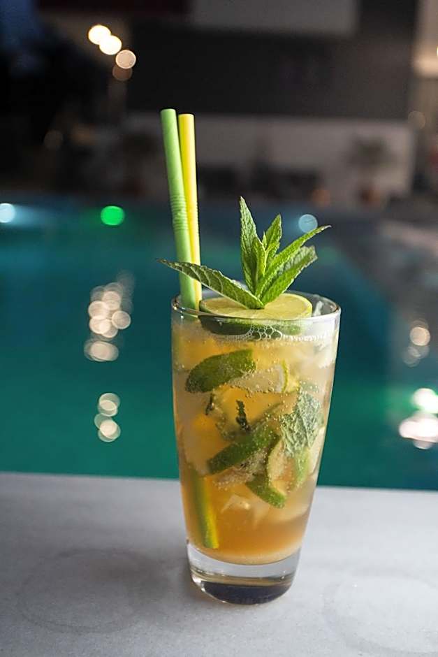 Aeonian Luxury Suites Asprovalta, Adults Only & Kids 12 Plus