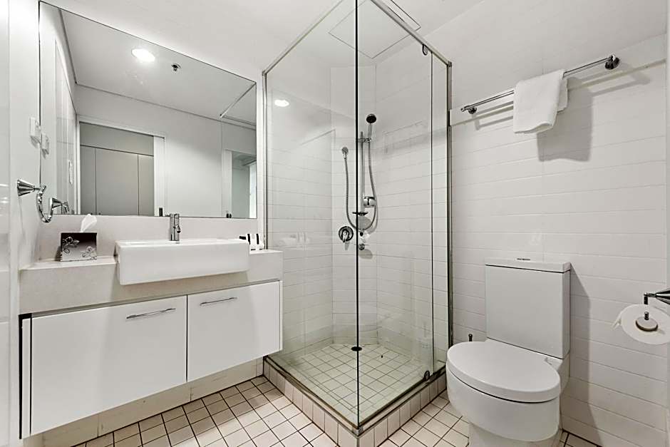 City Harbour Apartments