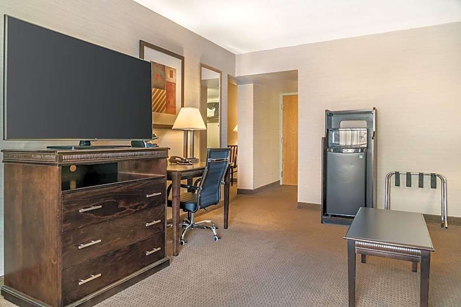 Quality Inn & Suites Next To The Casino