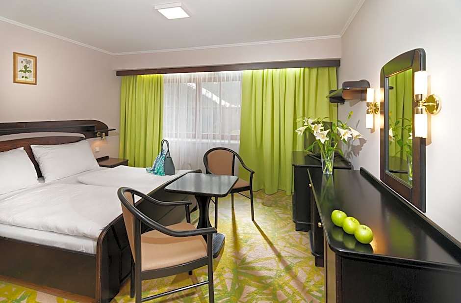 Hotel Zatisi