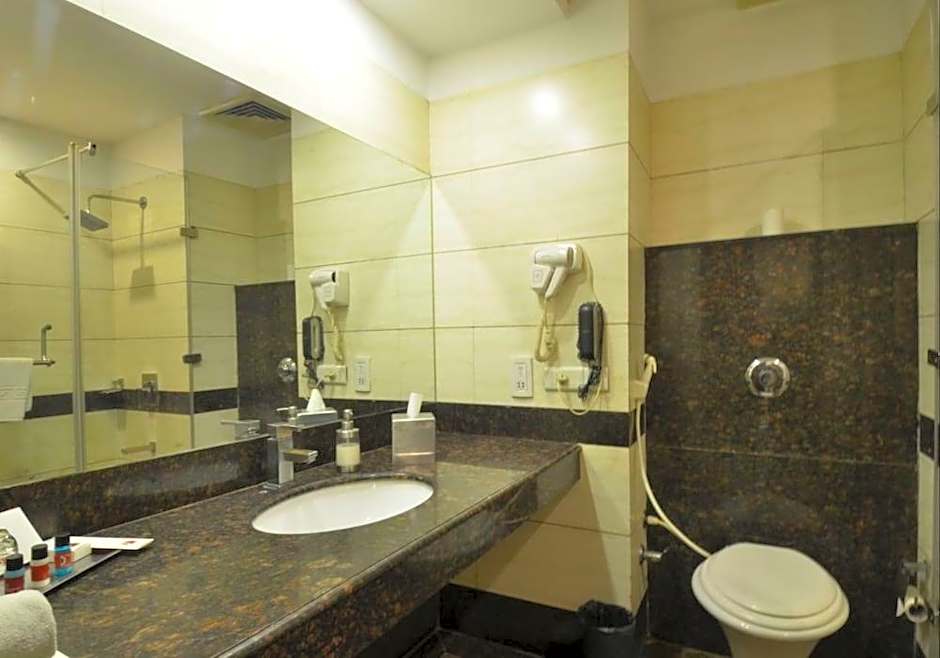 HK Clarks Inn-Amritsar