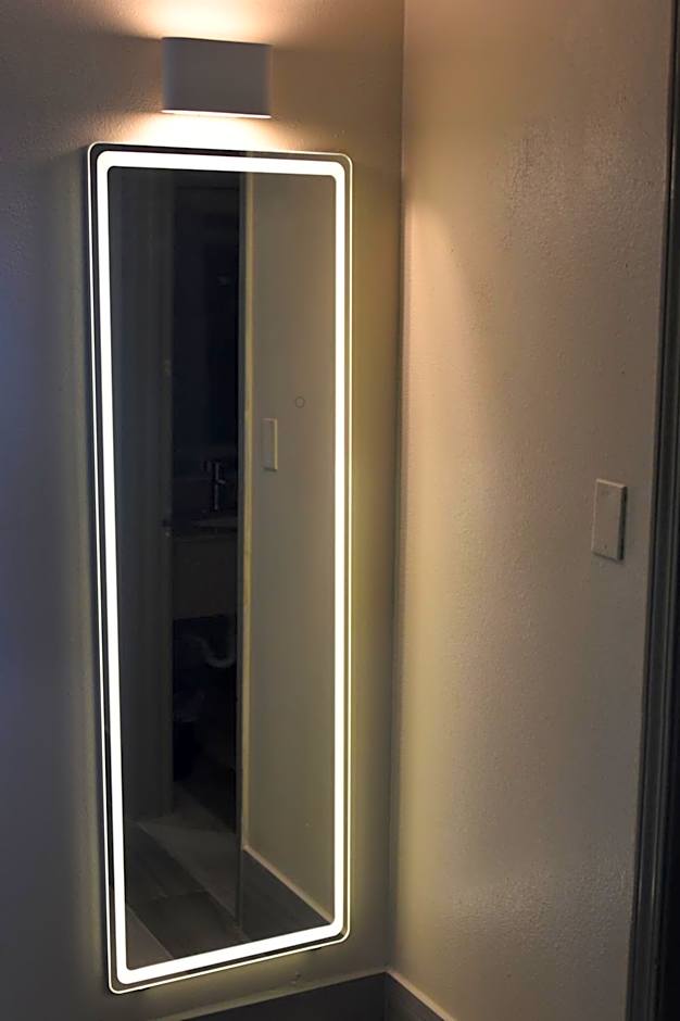 Super 8 by Wyndham Biloxi