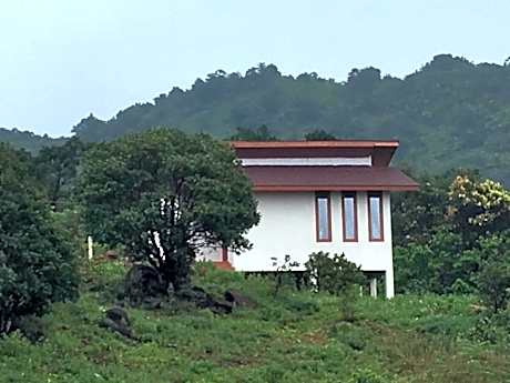Hobbit House Coorg Montagna