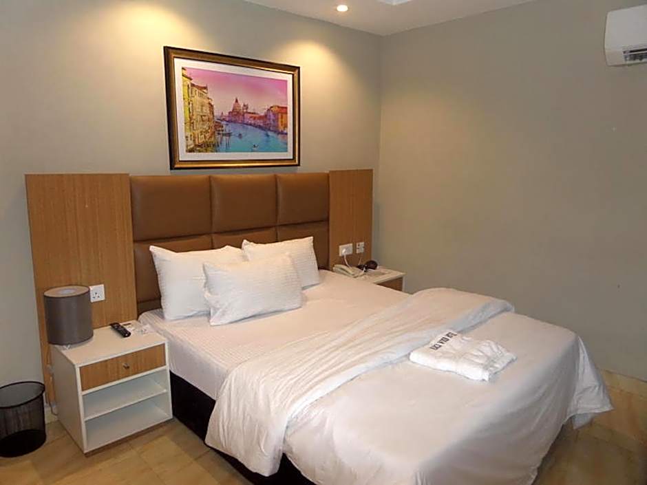 Blackwood Hotel