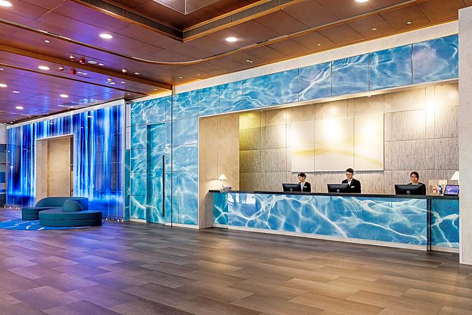 Hotel COZi Harbour View