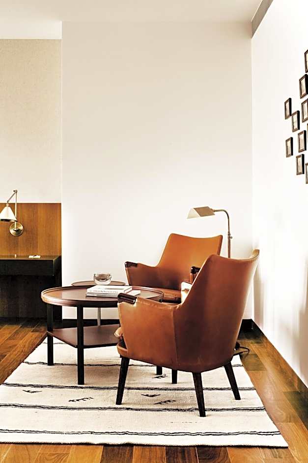 Square Nine Hotel Belgrade