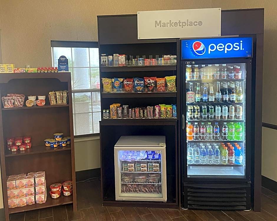 Comfort Suites Milwaukee Airport