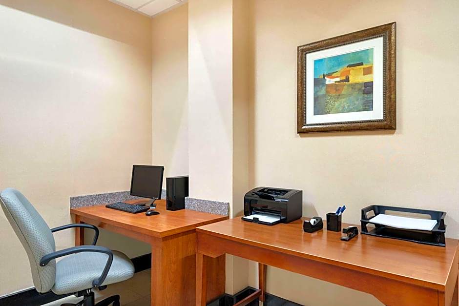 Baymont by Wyndham Bremerton WA