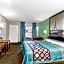 Super 8 by Wyndham Marianna I-10