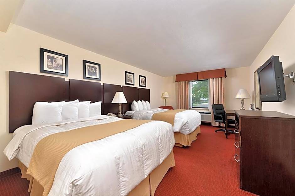 Executive Inn & Suites