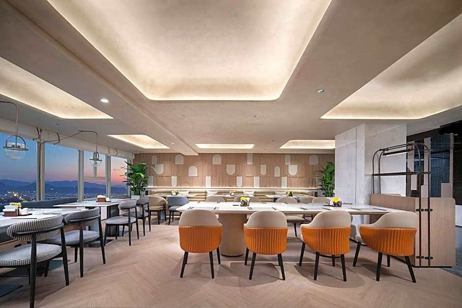 Holiday Inn Yiwu Center By IHG