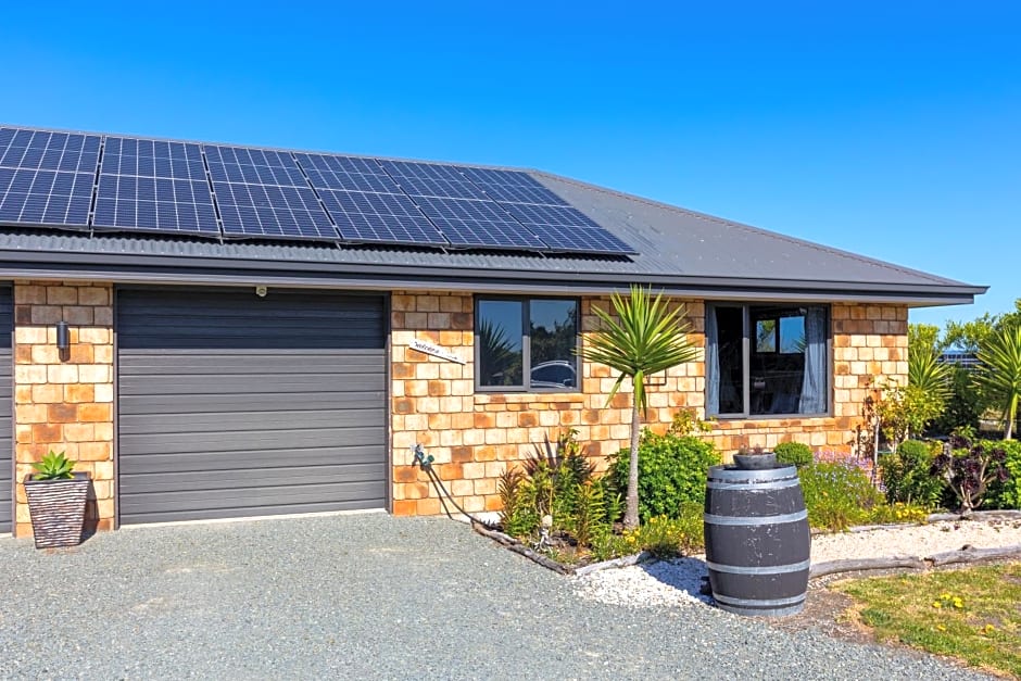 Ocean View Beachfront Apartment