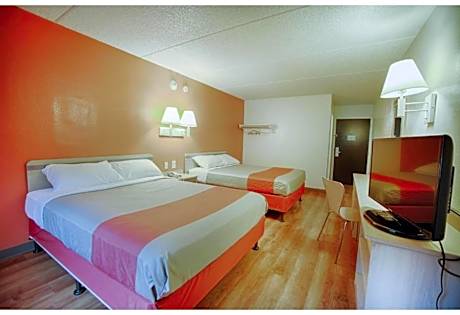2 Full Beds | Non-Smoking