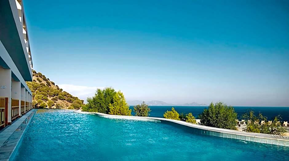 Mitsis Family Village Beach Hotel