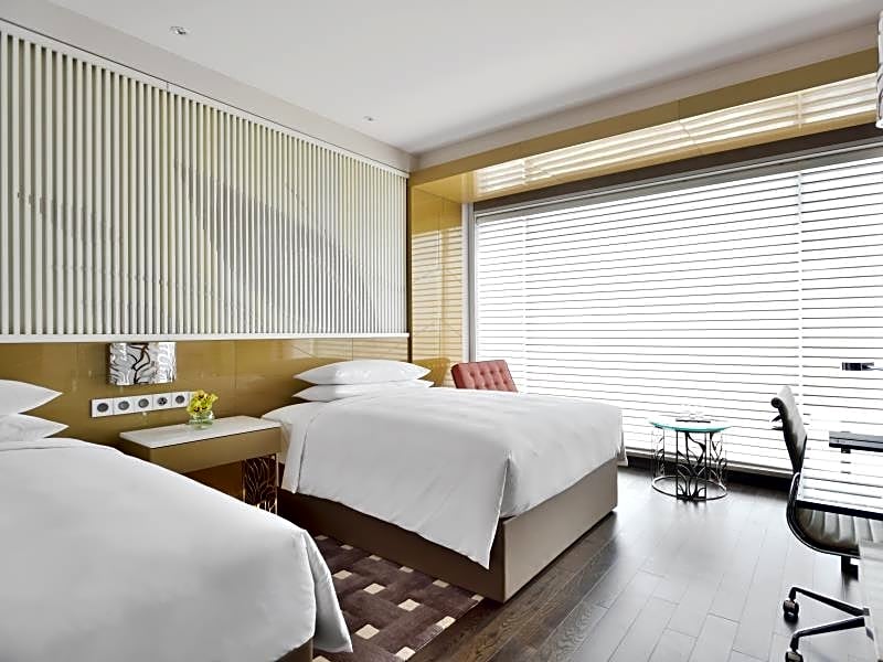 Renaissance Lucknow Hotel