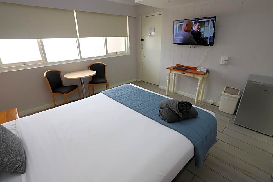 Sleepy Hill Motor Inn