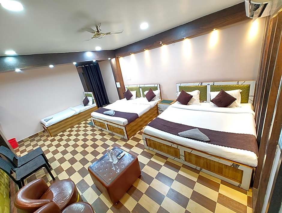 Goroomgo Akay guest house Varanasi 3km from Kashi Vishwanath Temple