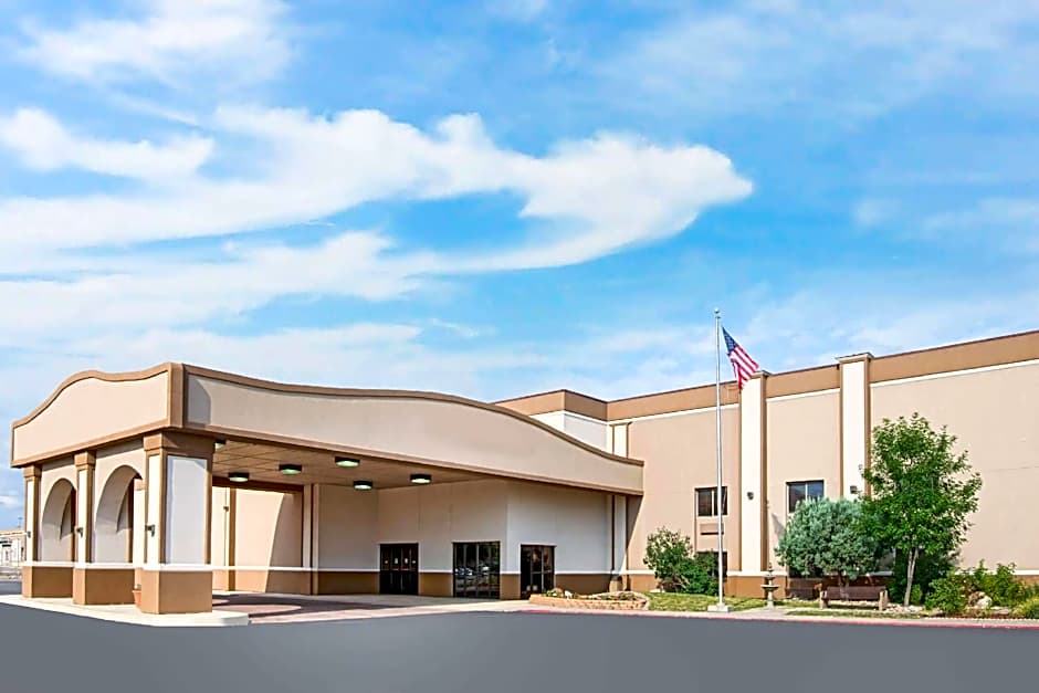 The Eddie Hotel Gillette
