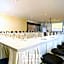 Aleyra Hotel and Villa Garut