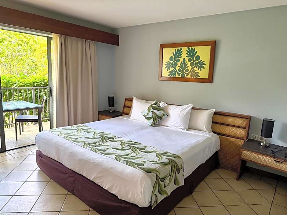 Foto 1 daripada 5 — 1 King Bed, Garden View