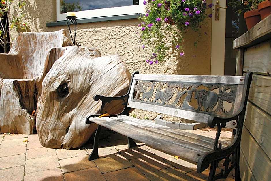 The Prince Albert Backpackers & Bar