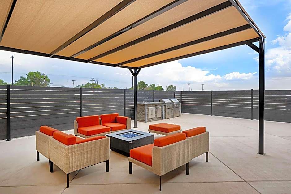 Best Western Plus Executive Residency Carlsbad Hotel