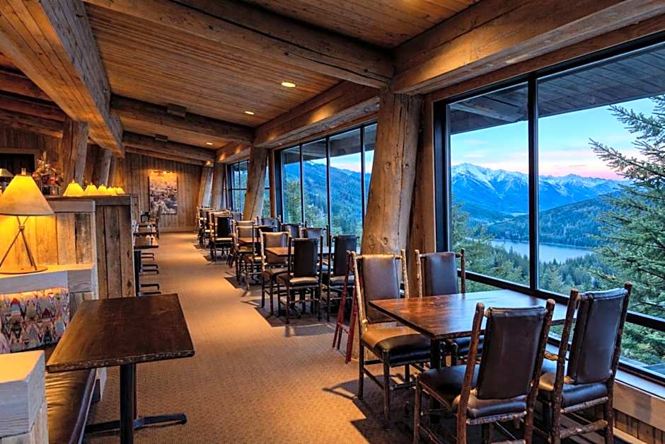 Sun Mountain Lodge