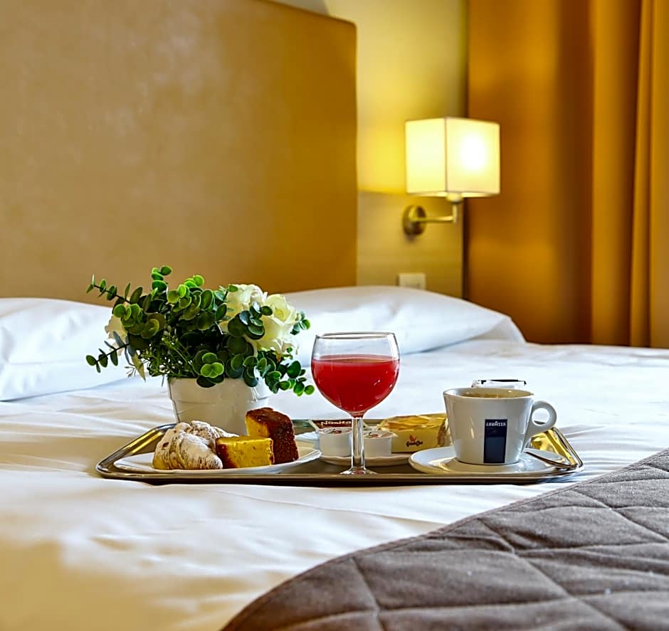 Regal Hotel & Residence