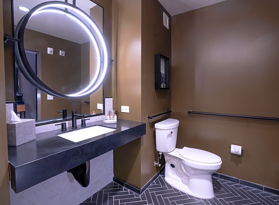 Hotel Indigo - Columbus at Riverfront Place By IHG