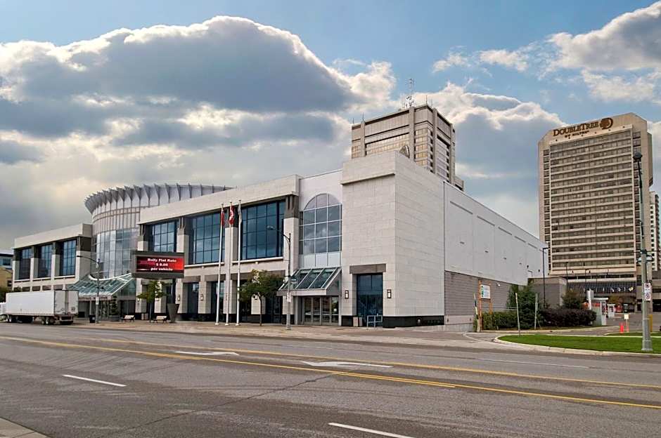 DoubleTree by Hilton London Ontario