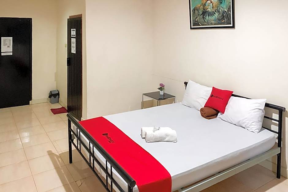 RedDoorz Near Stasiun Tanjung Karang Lampung