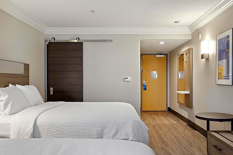 Holiday Inn Express Hotel & Suites Vacaville By IHG