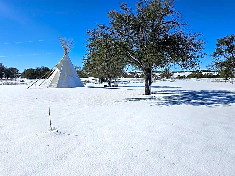 Apt 5 - High Plains Lodge at Nomad Landing