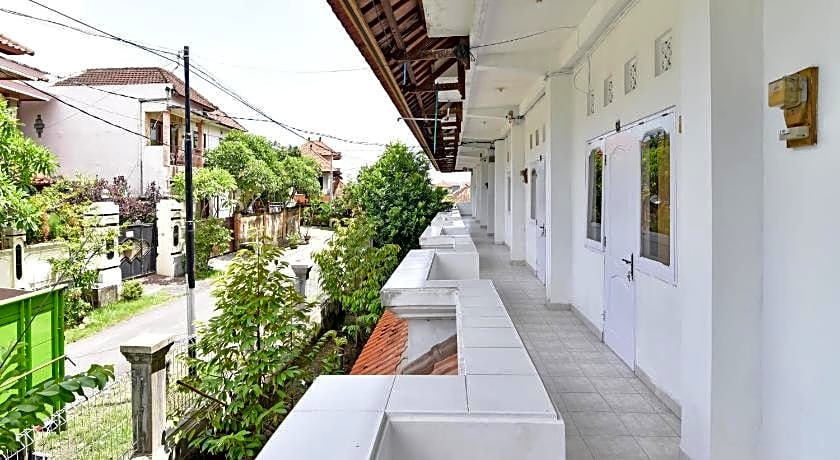 RedDoorz @ Jalan Gatot Subroto Denpasar