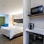 Holiday Inn Express and Suites- South Bend Casino By IHG