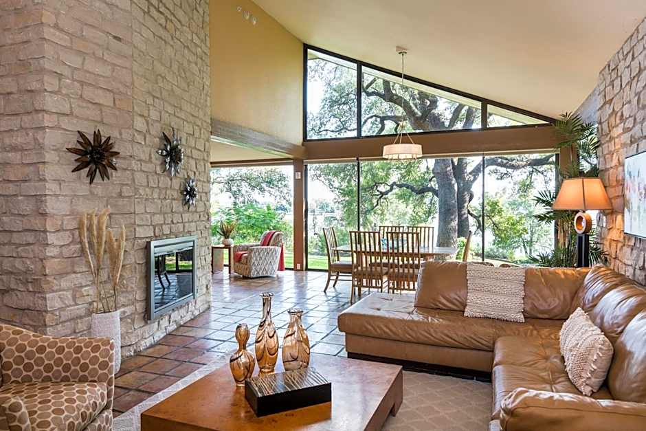 Inn on Lake Granbury