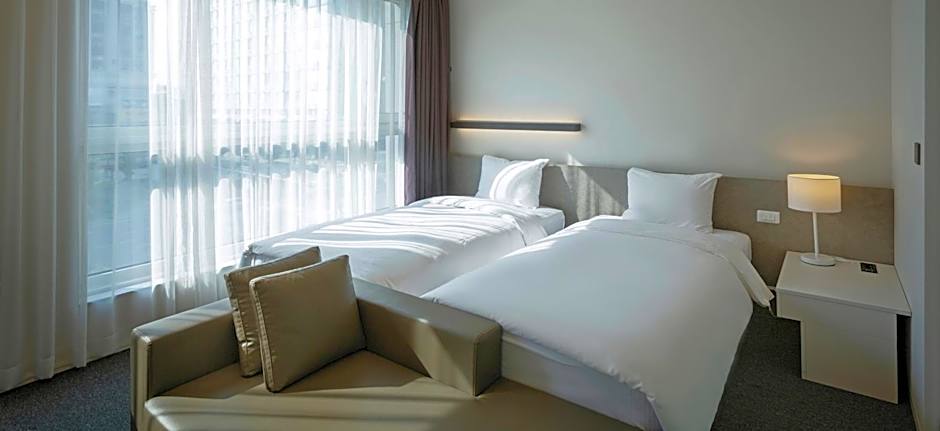 Grand City Hotel Changwon